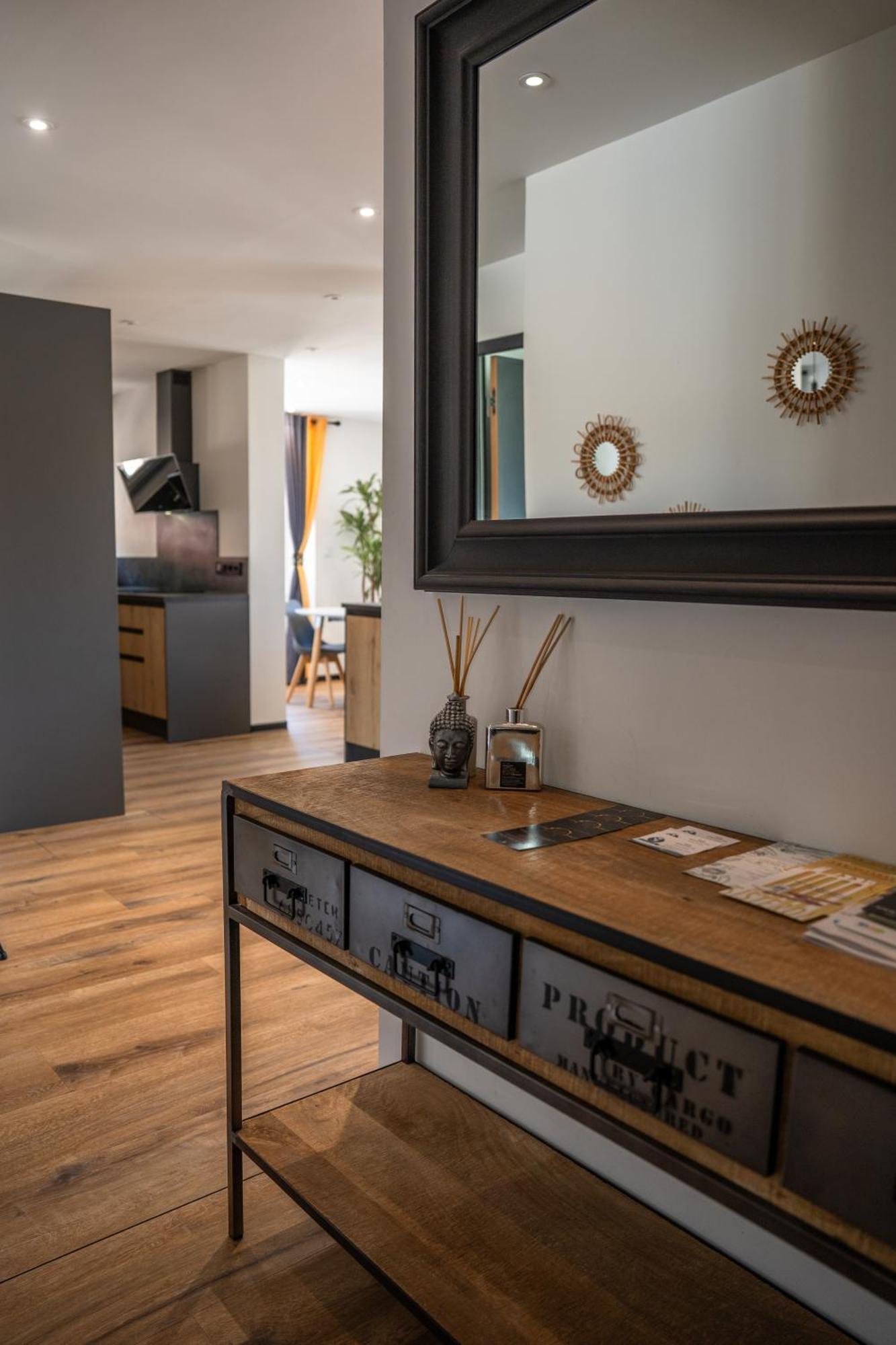 Appartement Centre De Систерон Екстериор снимка