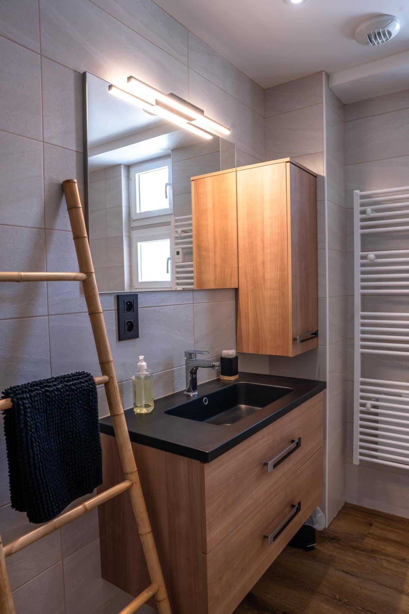 Appartement Centre De Систерон Екстериор снимка
