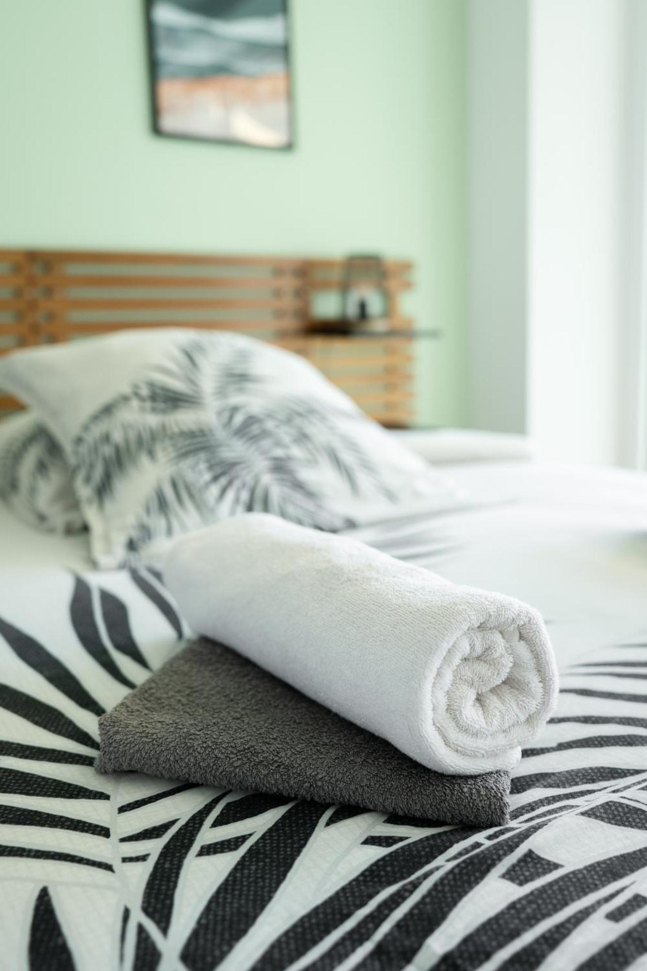 Appartement Centre De Систерон Екстериор снимка